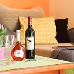 Eber - Independent 1 & 2 Bedroom Apartments, Pool, Air Con, Fast Wi-fi, Near Old Town Of And Beaches البوفيرا