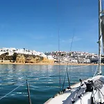 Eber - Independent 1 & 2 Bedroom Apartments, Pool, Air Con, Fast Wi-fi, Near Old Town Of And Beaches Albufeira