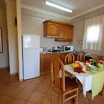 Eber - Independent 1 & 2 Bedroom Apartments, Pool, Air Con, Fast Wi-fi, Near Old Town Of And Beaches Apartamento Albufeira