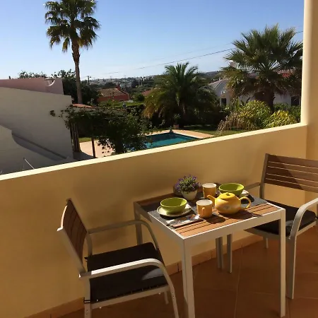 Eber - Independent 1 & 2 Bedroom Apartments, Pool, Air Con, Fast Wi-fi, Near Old Town Of And Beaches * Albufeira