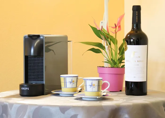 Eber - Independent 1 & 2 Bedroom Apartments, Pool, Air Con, Fast Wi-fi, Near Old Town Of And Beaches