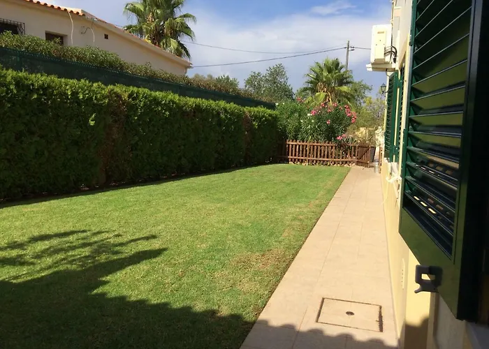 Eber - Independent 1 & 2 Bedroom Apartments, Pool, Air Con, Fast Wi-fi, Near Old Town Of And Beaches 아파트 알부페이라