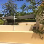 Eber - Independent 1 & 2 Bedroom Apartments, Pool, Air Con, Fast Wi-fi, Near Old Town Of And Beaches Апартаменты Албуфейра