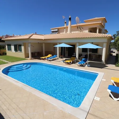 Eber - Independent 1 & 2 Bedroom Apartments, Pool, Air Con, Fast Wi-fi, Near Old Town Of And Beaches Apartment Albufeira
